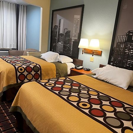 Hotel Super 8 By Wyndham Stafford Sugarland Area Esterno foto